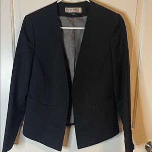Black Open Front Blazer, size 6, Black